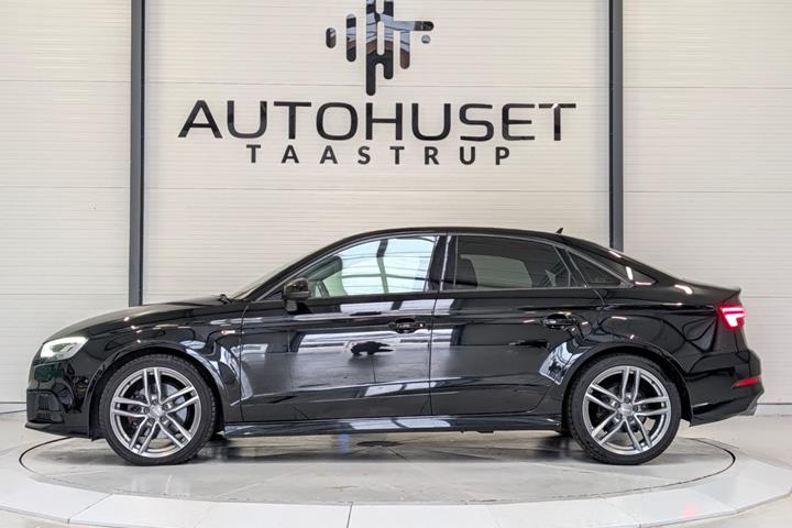 Sort Audi A3 fra 2019
