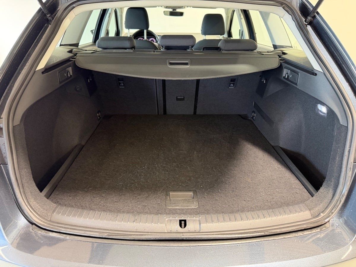 Grå Seat Leon fra 2020