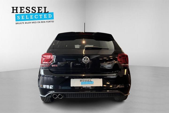 Sort VW Polo fra 2019