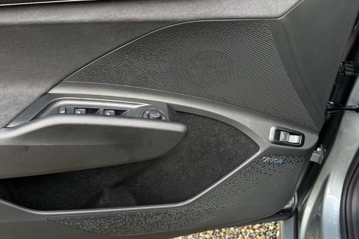 Sølv Skoda Enyaq fra 2026