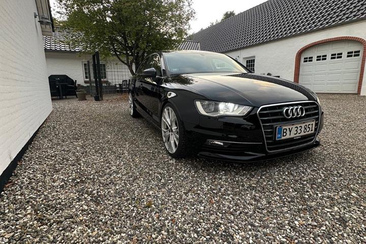 Sort Audi A3 fra 2015