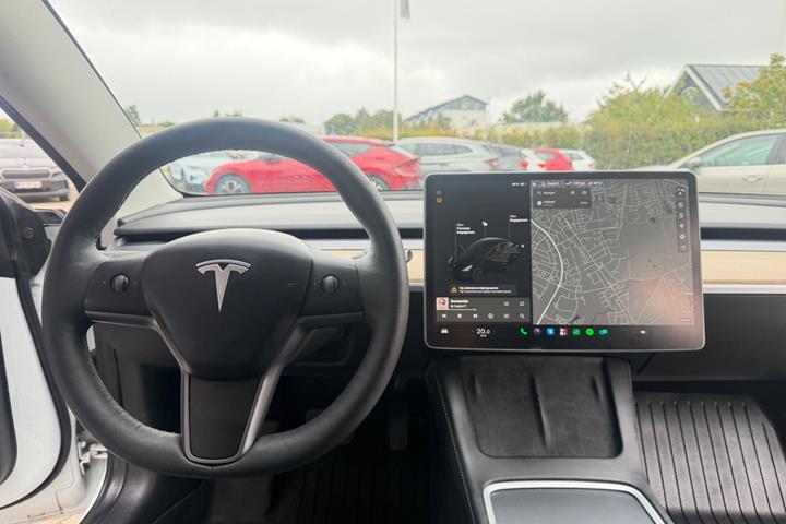 undefined Tesla Model 3 fra 2021