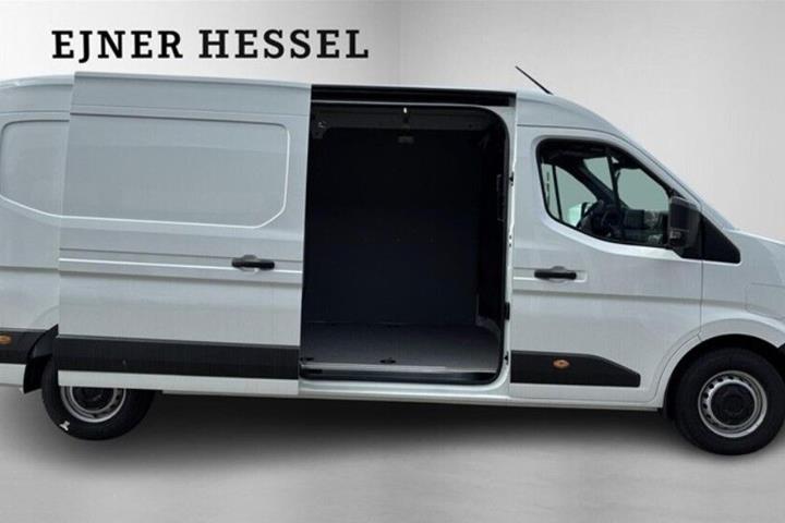 Hvid Renault Master V T35 fra 2025