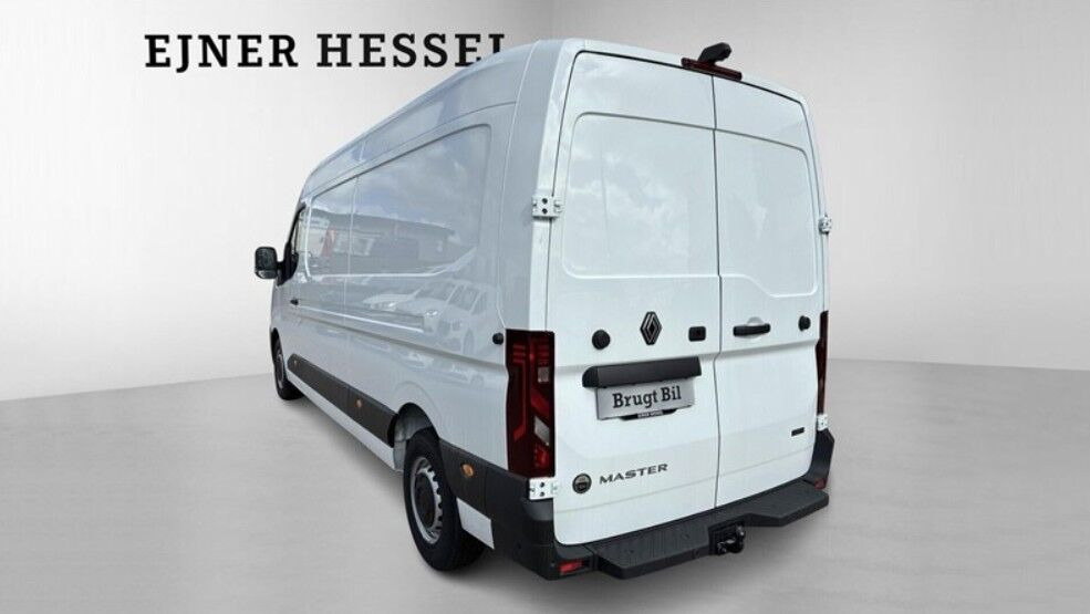Hvid Renault Master V T35 fra 2025