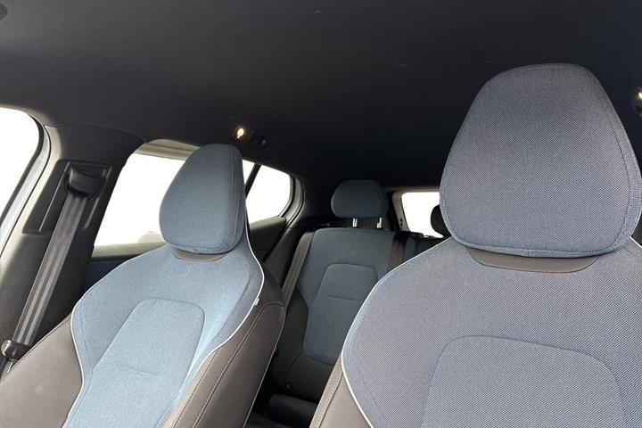 Blå Volvo EX30 fra 2024