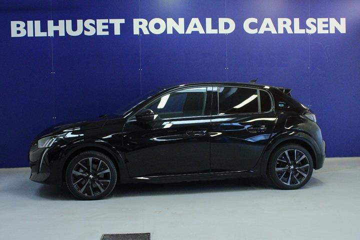 Sort Peugeot e-208 fra 2023