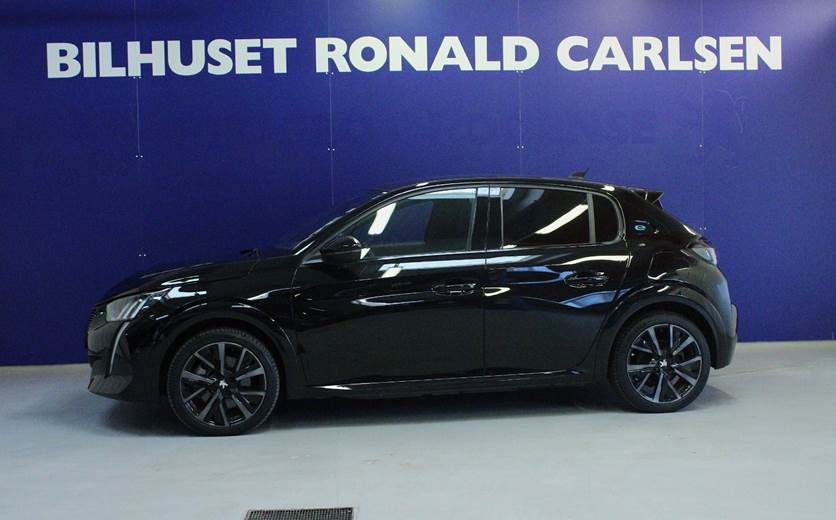 Peugeot e-208 50 GT Sky