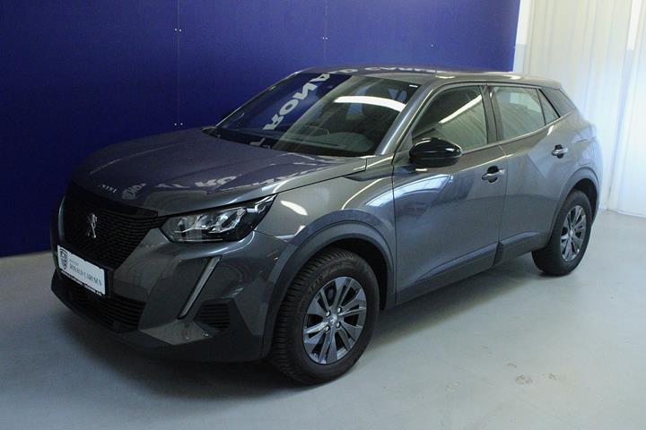 Grå Peugeot 2008 fra 2023
