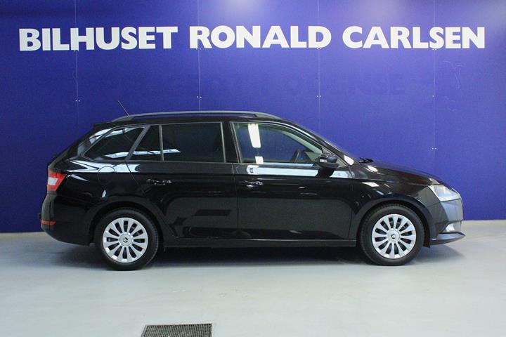 Sort Skoda Fabia fra 2022