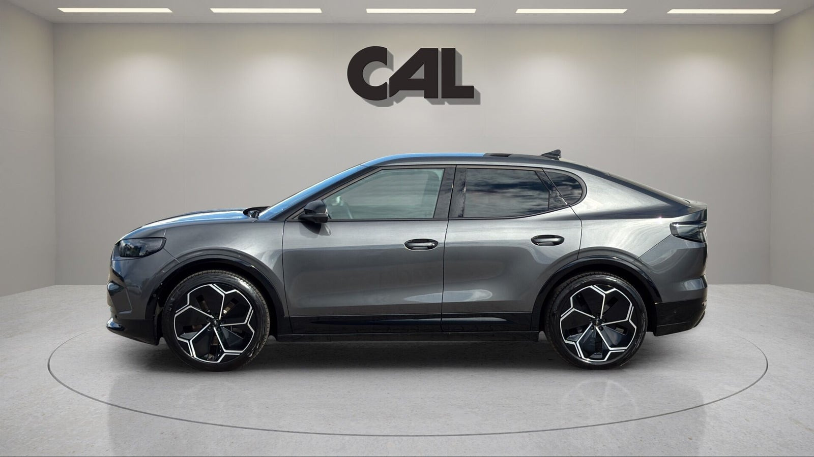 Grå Ford Capri fra 2025