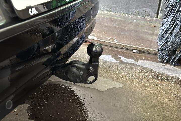 Grå Ford Capri fra 2025