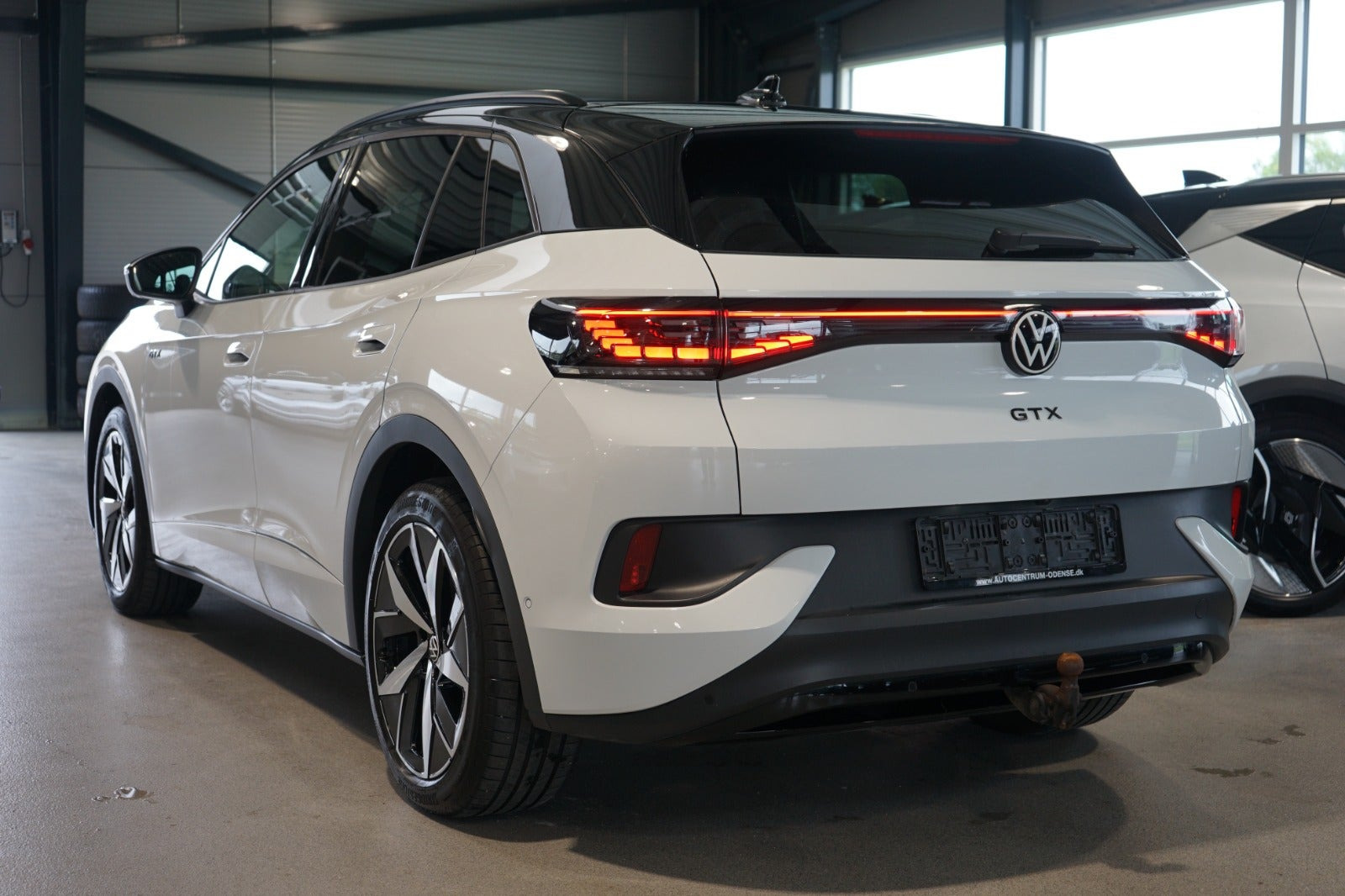 Hvid VW ID.4 fra 2023