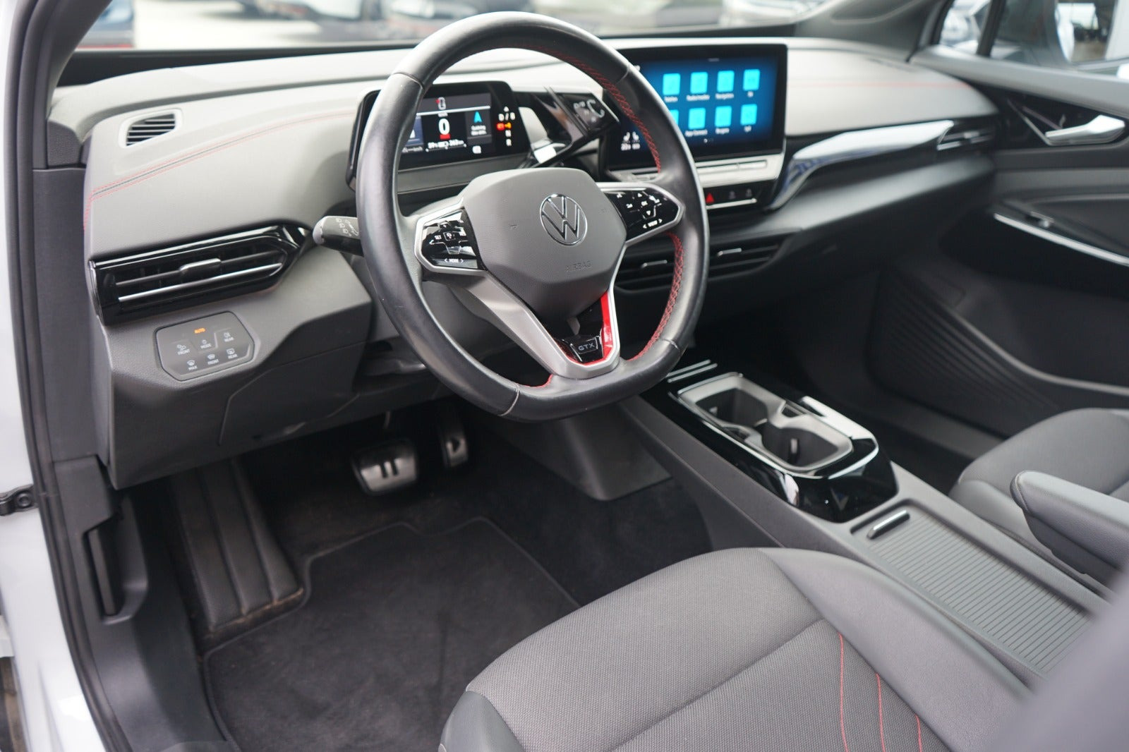 Hvid VW ID.4 fra 2023