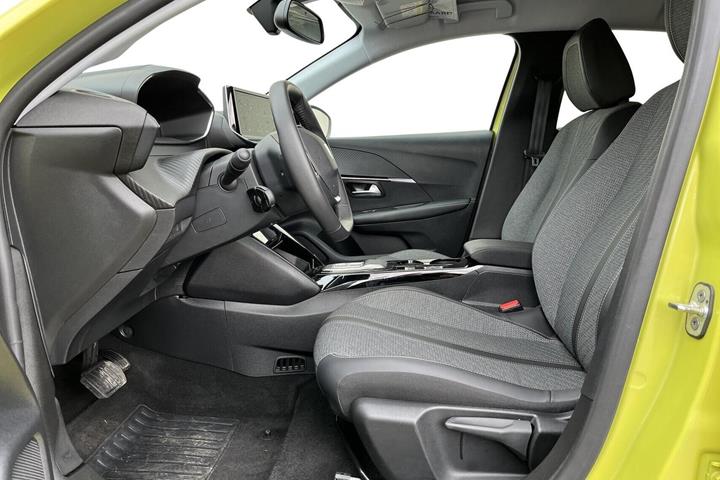 Gul Peugeot e-208 fra 2024
