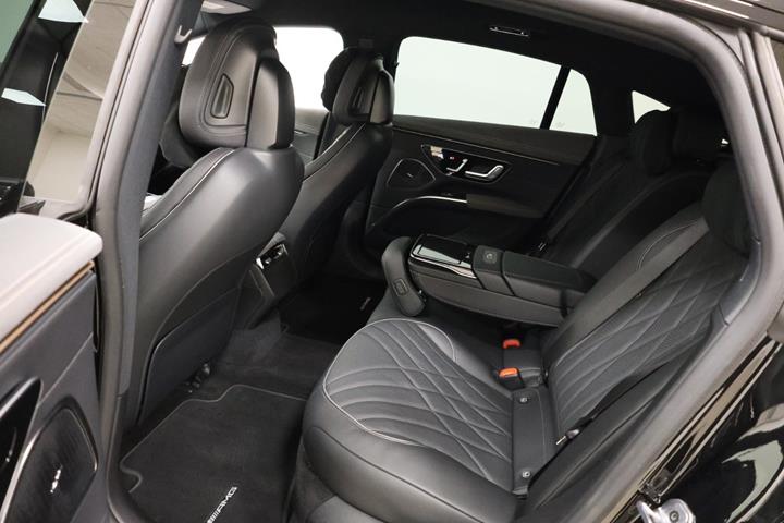 Sort Mercedes EQS53 fra 2022