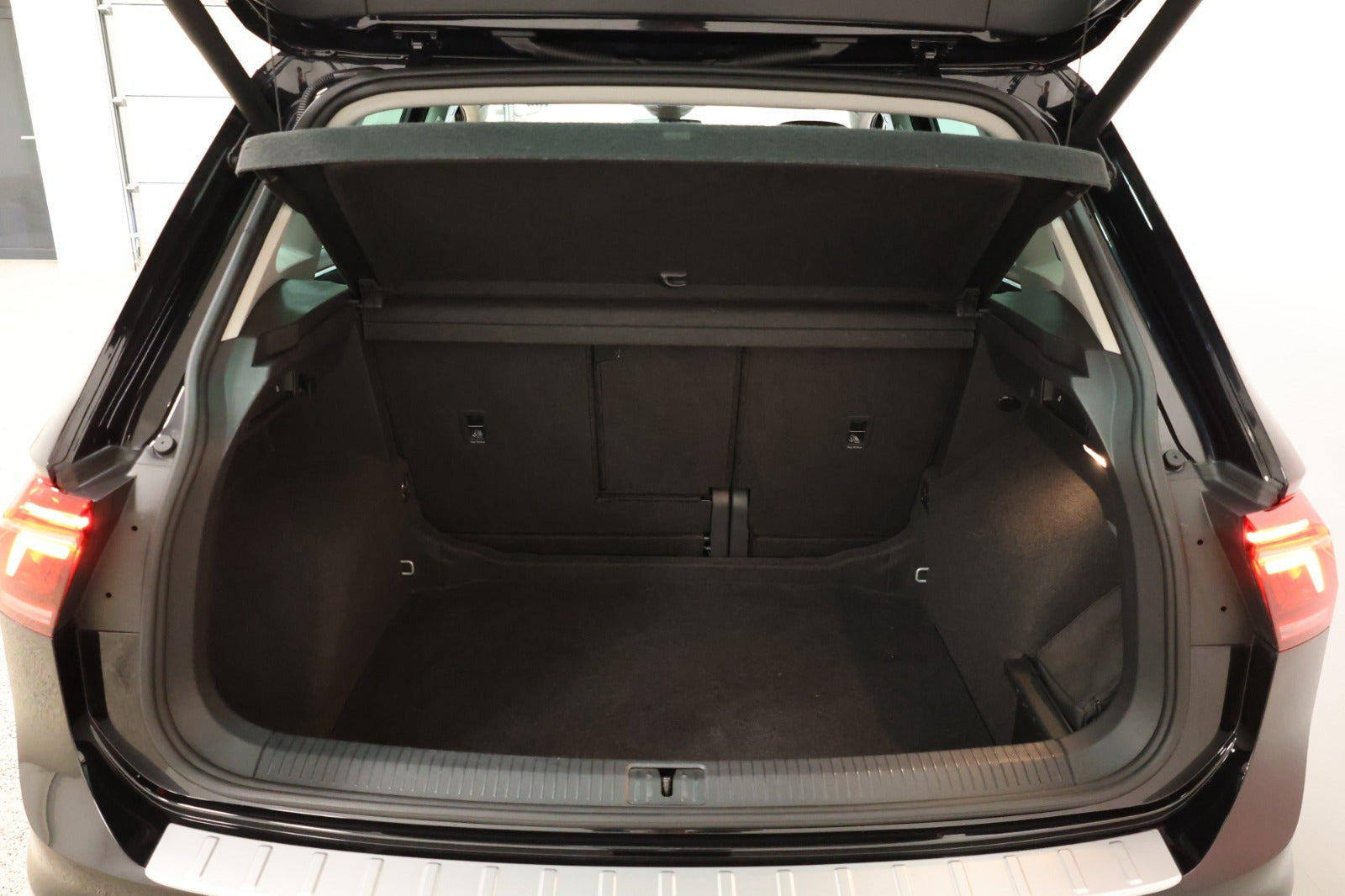 Sort VW Tiguan fra 2021