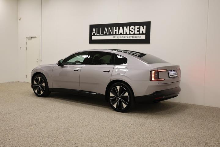 Grå Volvo ES90 fra 2026