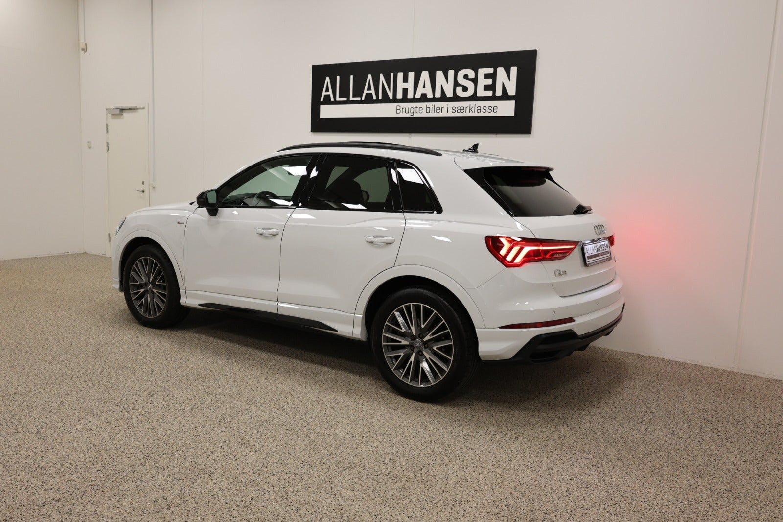 Sort Audi Q3 fra 2019