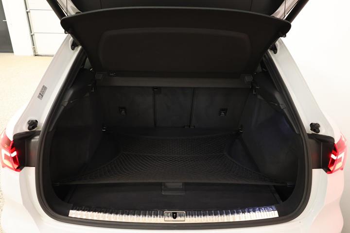 Sort Audi Q3 fra 2019
