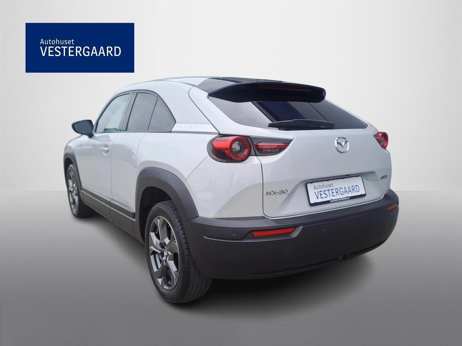 Hvid Mazda MX-30 fra 2021