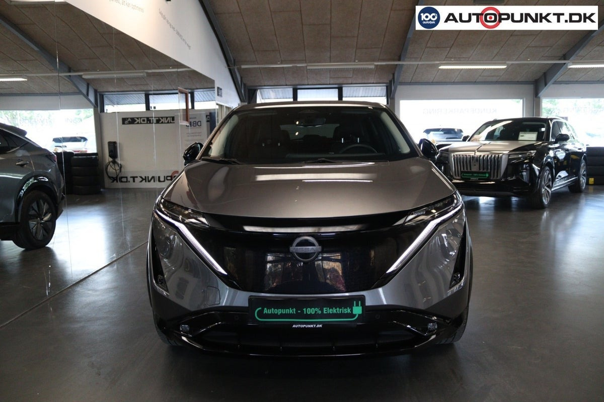 Grå Nissan Ariya fra 2022