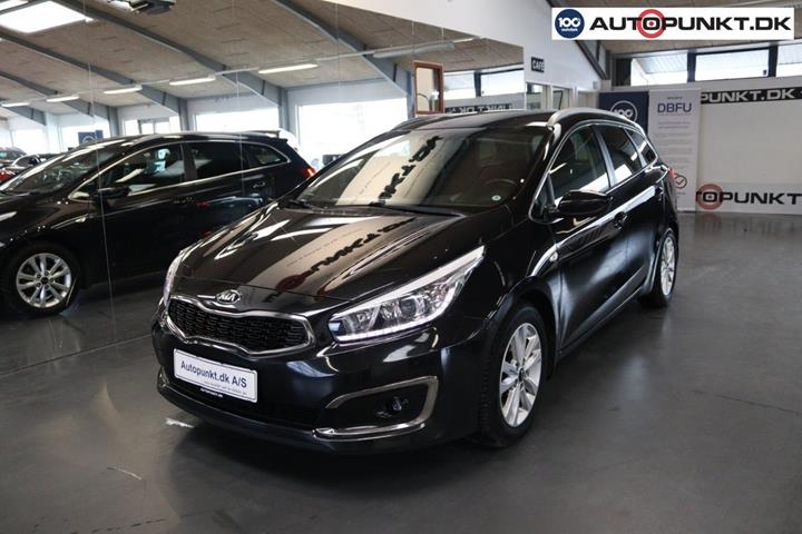Sort Kia Ceed fra 2016 set udefra