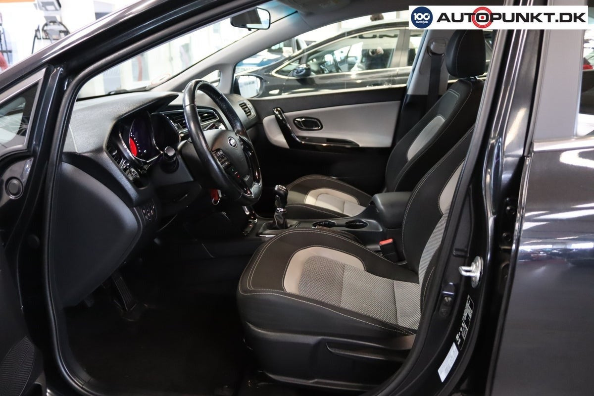Sort Kia Ceed fra 2016