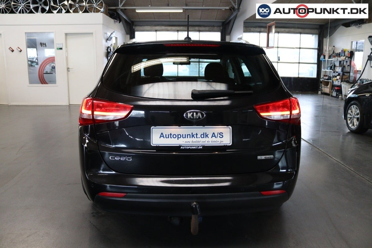 Sort Kia Ceed fra 2016