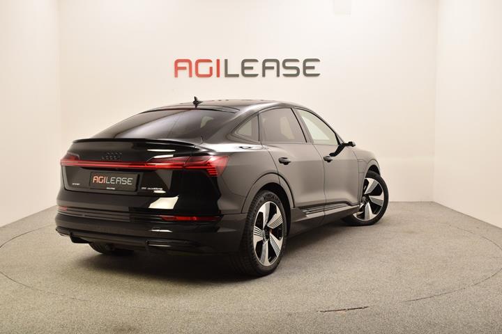 Sort Audi e-tron fra 2020
