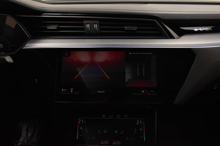 Sort Audi e-tron fra 2020
