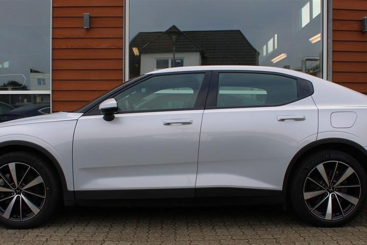 Hvid Polestar 2 fra 2022