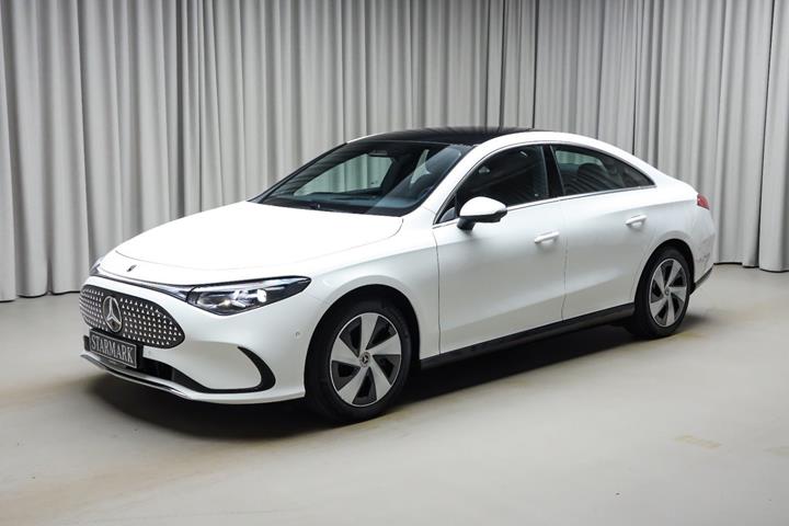 Hvid Mercedes CLA250+ fra 2025