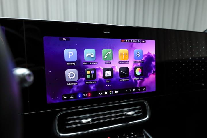 Hvid Mercedes CLA250+ fra 2025
