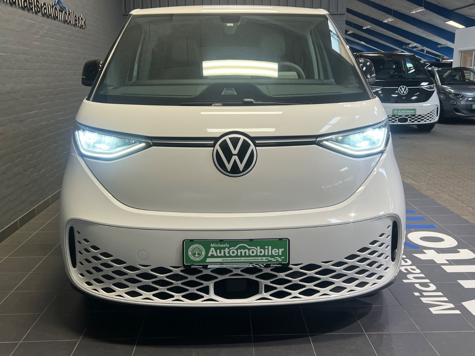 Hvid VW ID.Buzz fra 2024