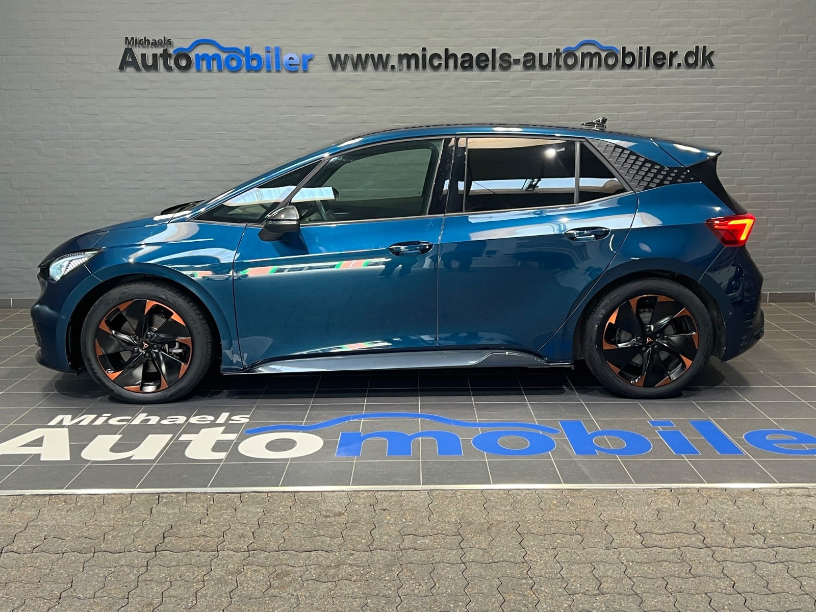 Blå Cupra Born fra 2022