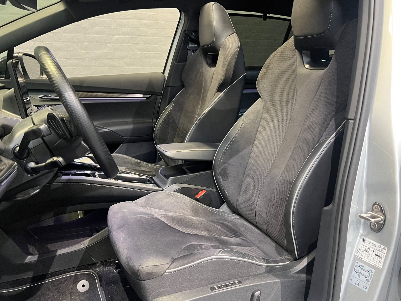 Sølv Skoda Enyaq fra 2022