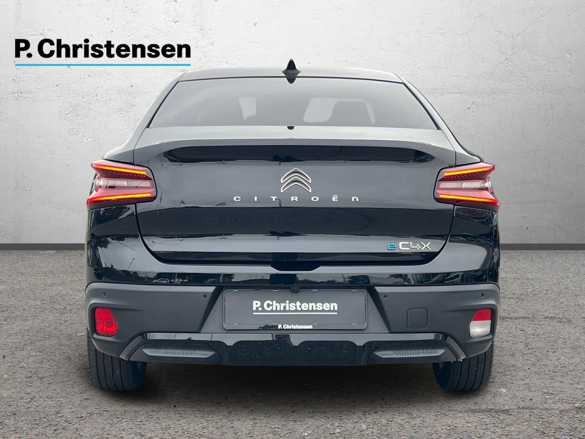 Sort Citroën ë-C4 X fra 2023