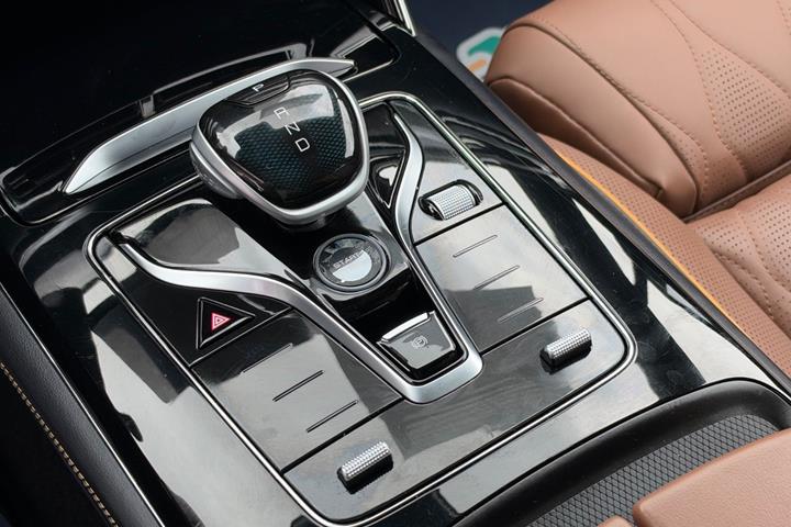 Sort BYD Tang fra 2023