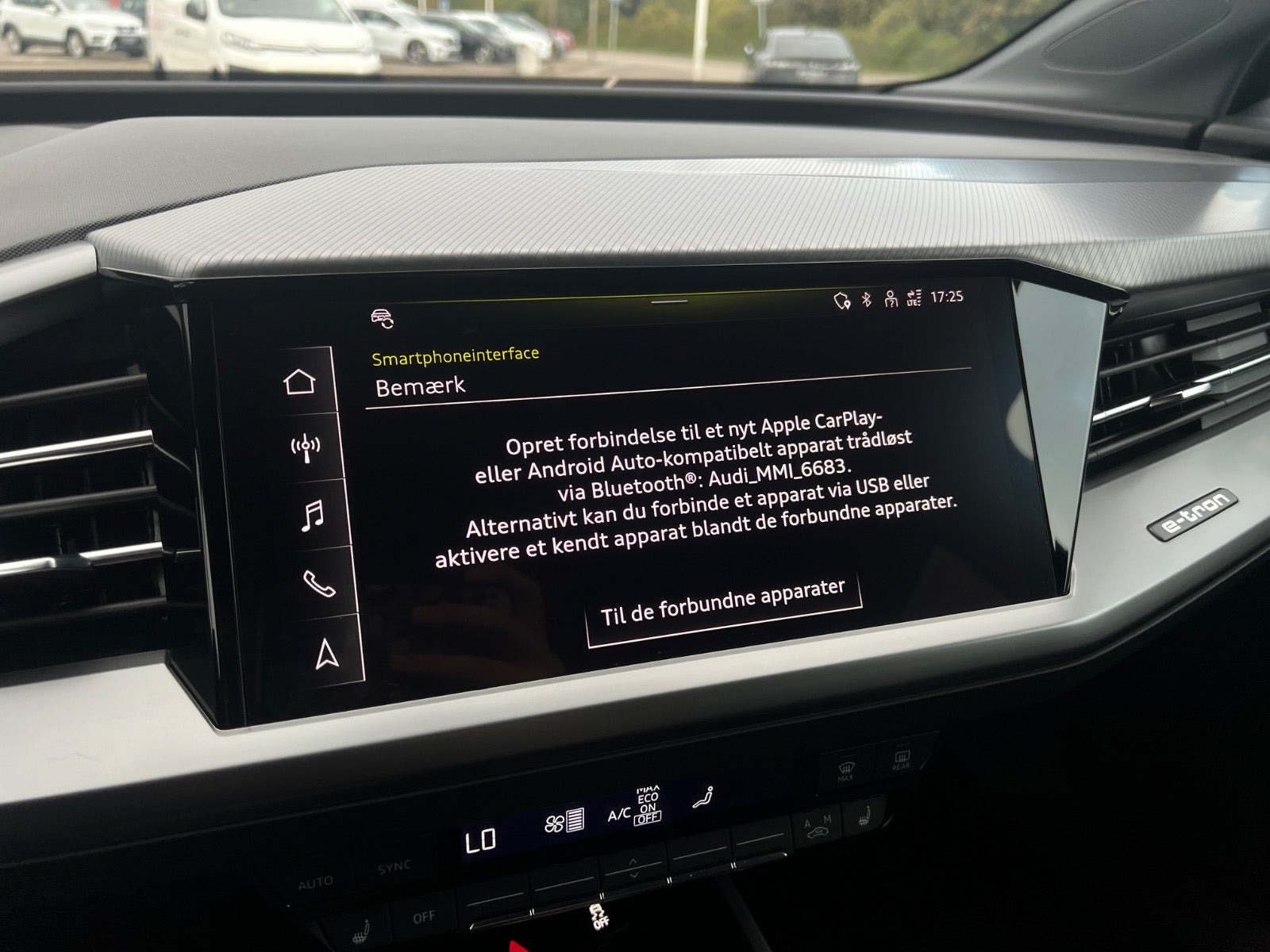 Sort Audi Q4 e-tron fra 2024