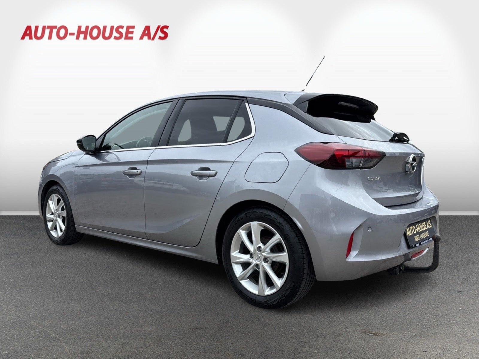 Sølv Opel Corsa fra 2021