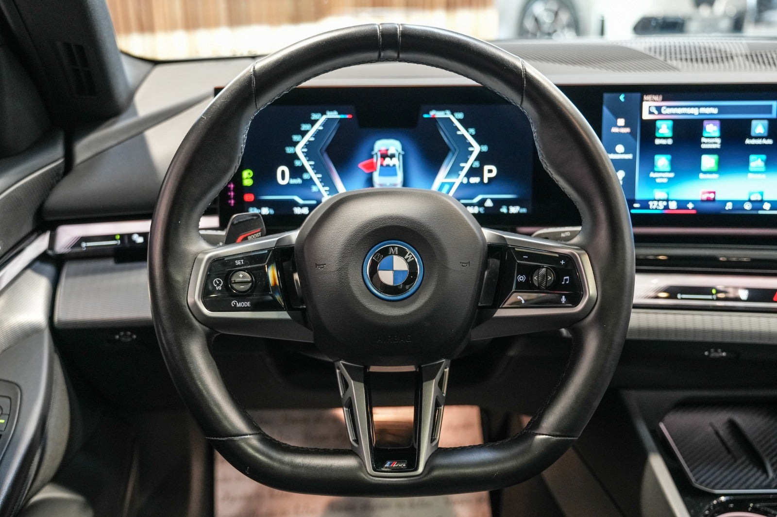 Grå BMW i5 fra 2024