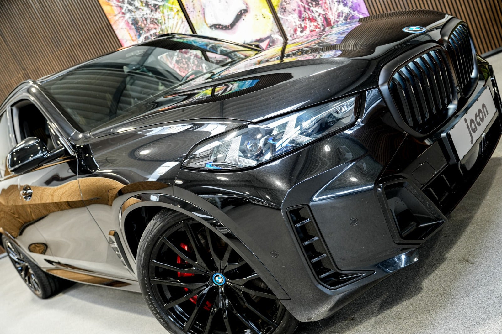 Sort BMW X5 fra 2023