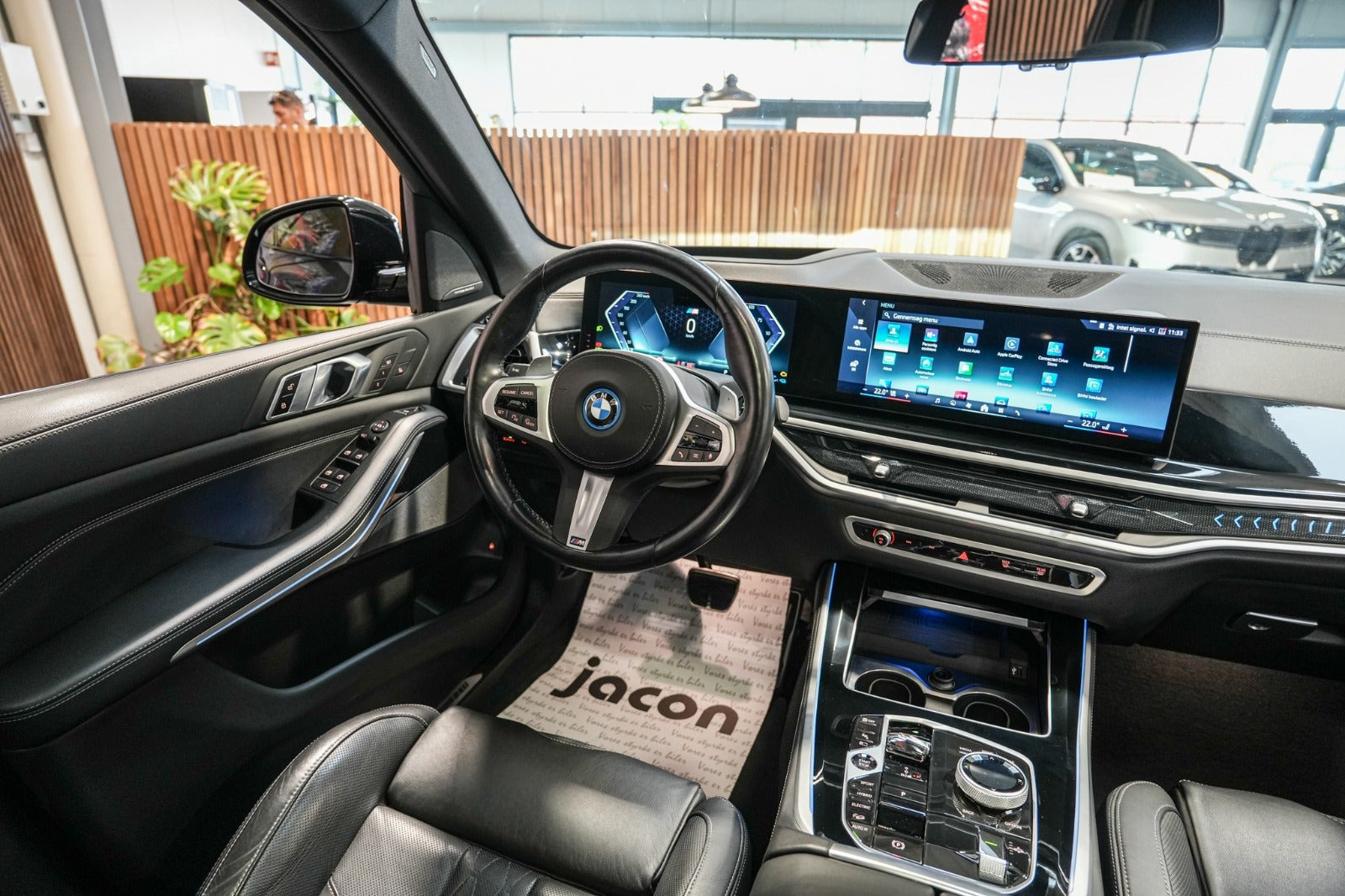 Sort BMW X5 fra 2023