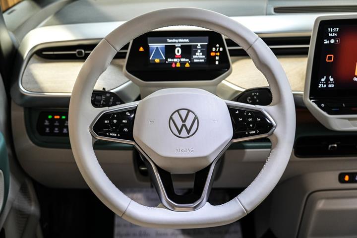 Grå VW ID.Buzz fra 2023