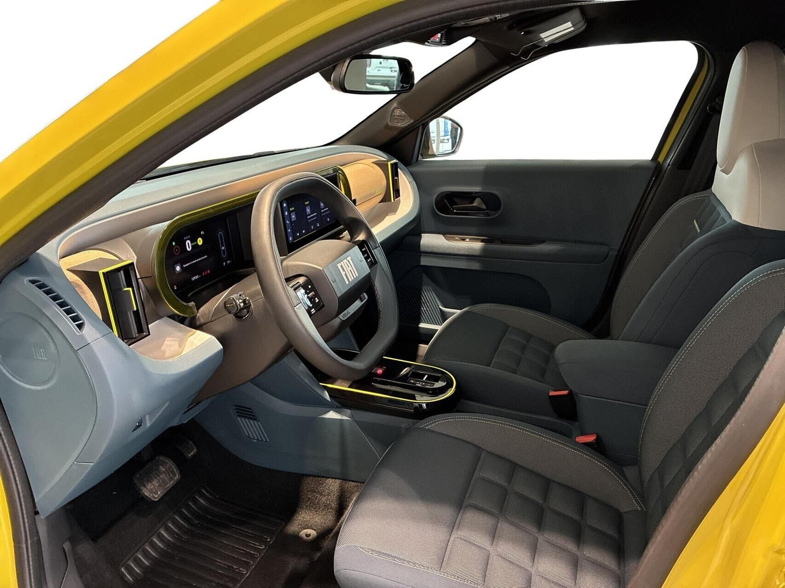 Gul Fiat Grande Panda fra 2025