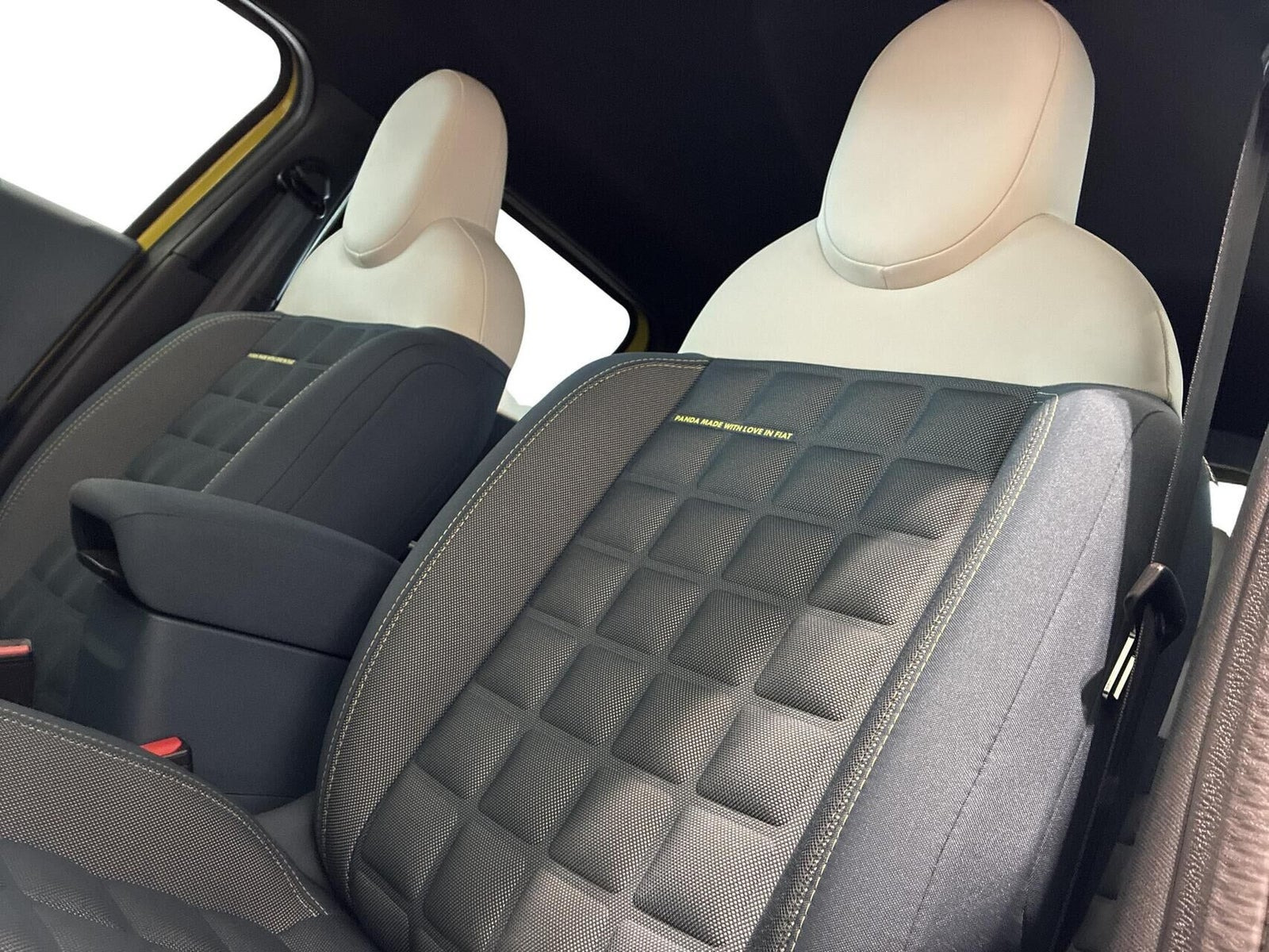 Gul Fiat Grande Panda fra 2025