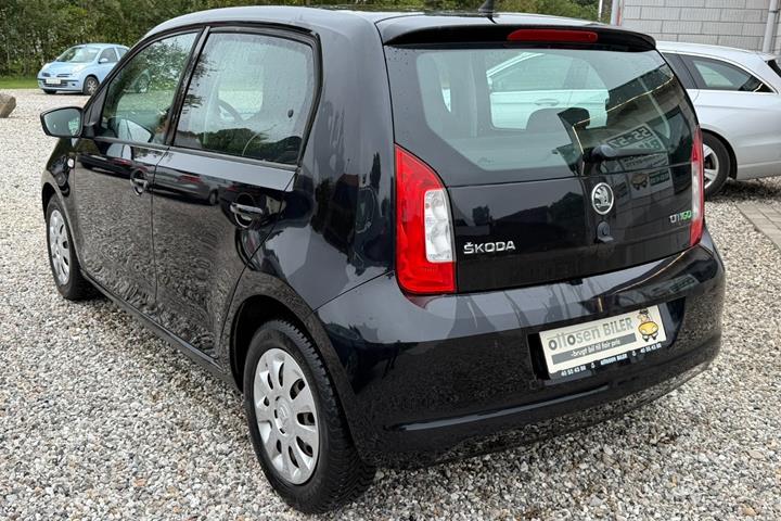 Sort Skoda Citigo fra 2013