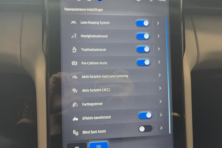 Grå Ford Explorer fra 2024