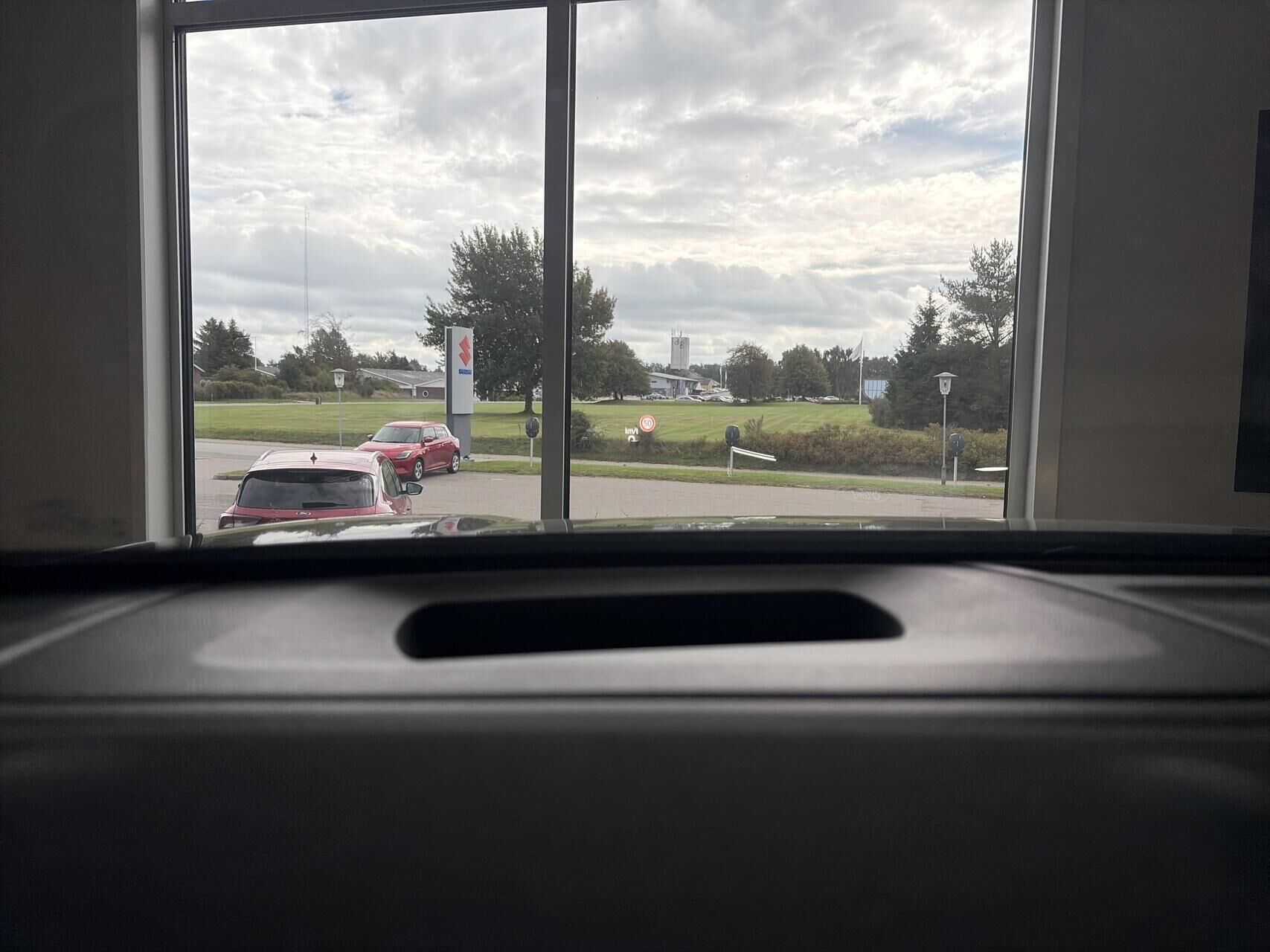 Grå Ford Explorer fra 2024