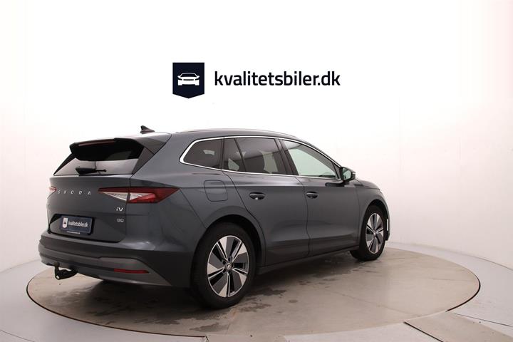 Grå Skoda Enyaq fra 2021